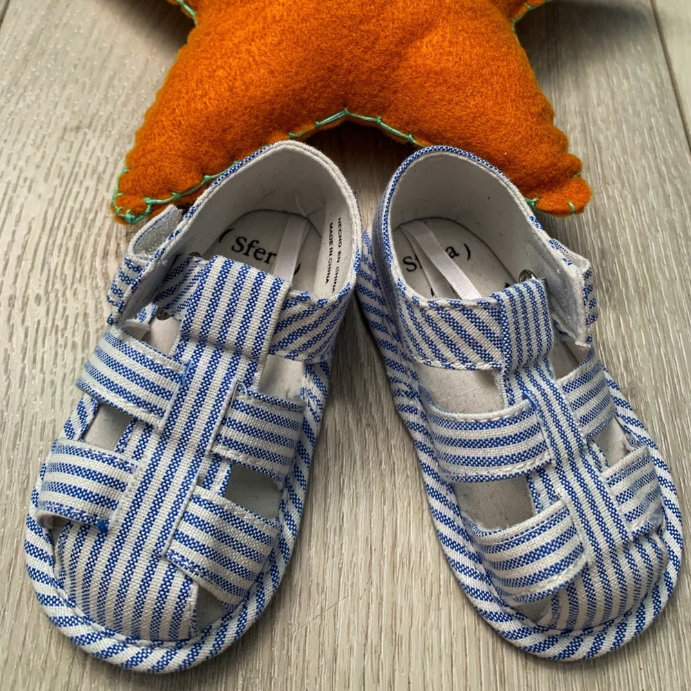 Baby sandals
